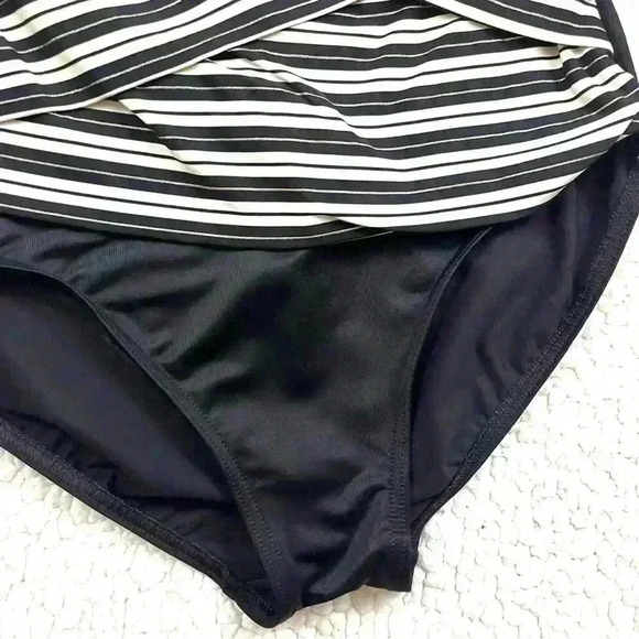 Miraclesuit Black/White Strapless Lucky Strike Layered Muse Bandeau Swimsuit - Picture 7 of 16